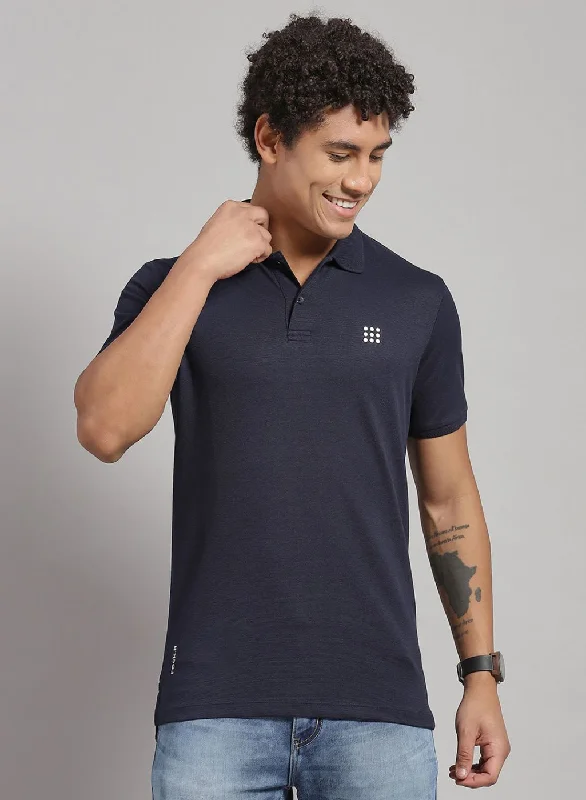 Men NAvy Blue Solid T-Shirt