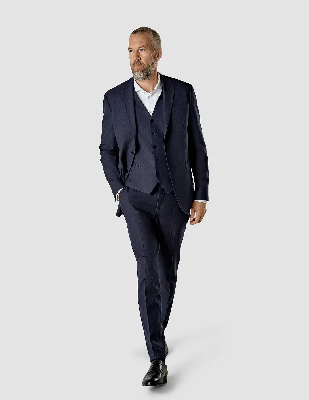 Essential Suit Dark Navy